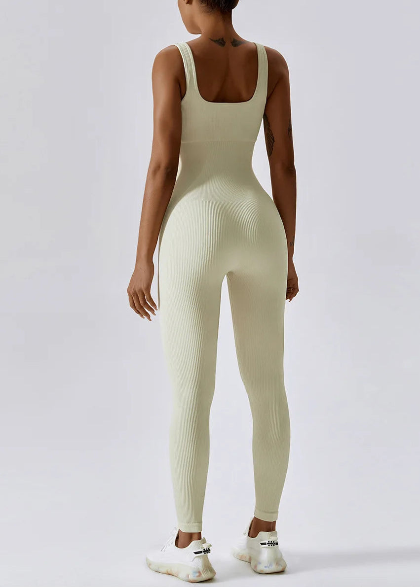 Elira - Kombinezon modelujący